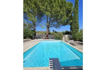 Location Maison à Mouries 8 personnes