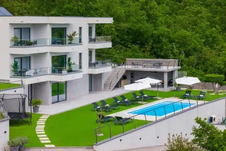 Location Villa à Brsec 16 personnes