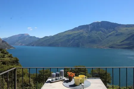 Location Maison à Bassanega di Tremosine 4 personnes