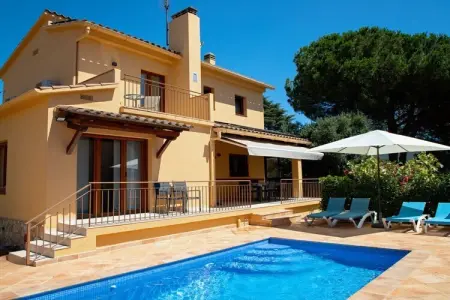 Location Maison à Calogne, Sant Antoni, Girona 8 personnes