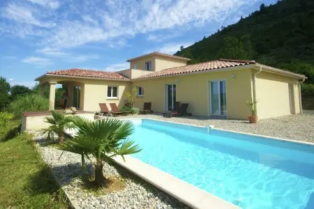 Location Villa à Les Vans 8 personnes