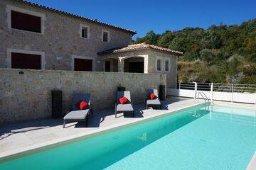 Location Villa à Saint Ambroix 12 personnes, Languedoc Roussillon