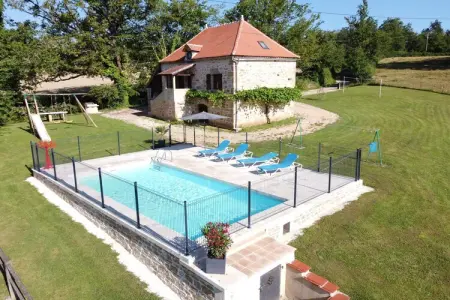 Location Maison à Rueyres 6 personnes