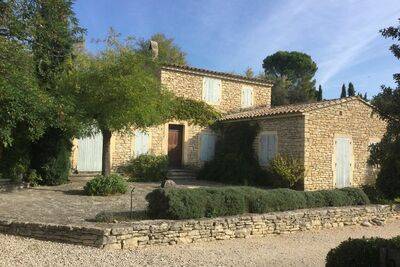 Location Maison à Gordes 10 personnes, Roussillon