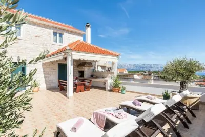 Location Villa à Selca 8 personnes