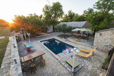 Location Maison à Benkovac 9 personnes, Croatie