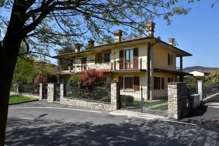 Location Villa à Villa Pedergnano   Erbusco 5 personnes