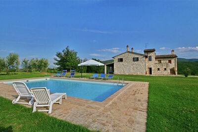 Location Villa à Torri 11 personnes, Collazzone