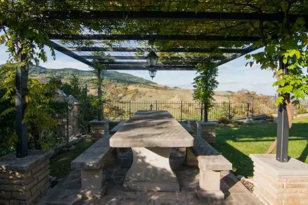 Location Maison à Petrella Guidi 2 personnes