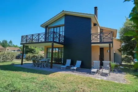 Location Villa à Salles 6 personnes