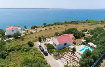 Location Maison à Rtina 10 personnes