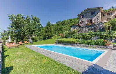 Location Maison à Comano  MS  7 personnes