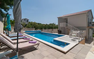 Location Maison à Maslinica 10 personnes