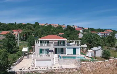 Location Maison à Zrnovnica Split 8 personnes