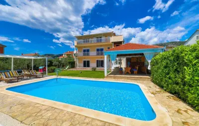 Location Maison à Kastel Luksic 15 personnes