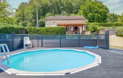 Location Maison à Douzillac 8 personnes