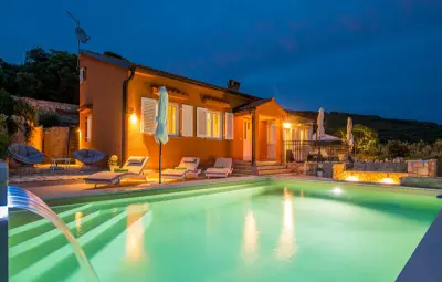 Location Maison à Miholascica 8 personnes