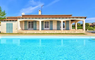Location Maison à Bellegarde 9 personnes