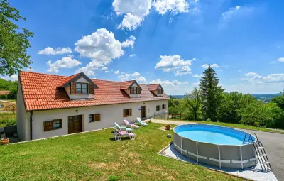 Location Maison à Breznicki Hum 10 personnes