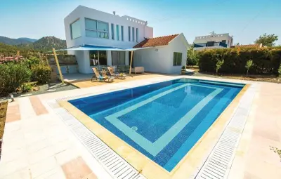 Location Maison à Argaka 6 personnes