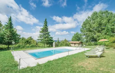 Location Maison à Apecchio PU 11 personnes