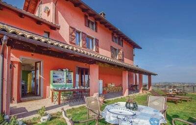 Location Maison à Castelnuovo Calcea 20 personnes, Piemont