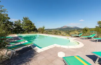 Location Maison à Pietralunga PG 23 personnes