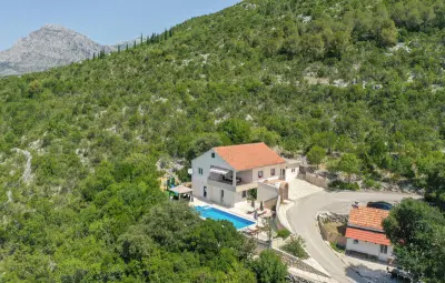 Location Maison à Zavojane 10 personnes