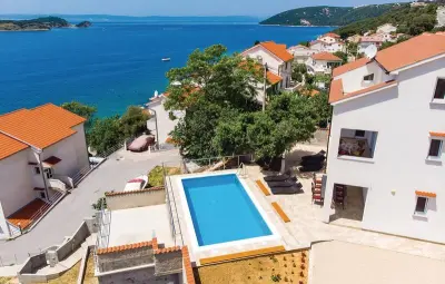 Location Maison à Supertarska Draga 8 personnes