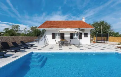 Location Maison à Unesic 6 personnes