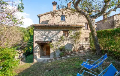Location Maison à Mercatello S.M. PU 7 personnes