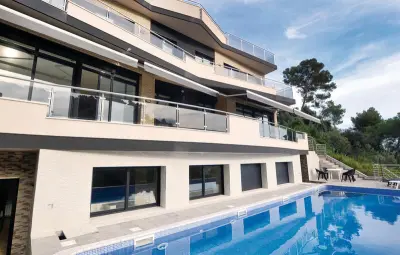 Location Maison à Santa Susanna 12 personnes