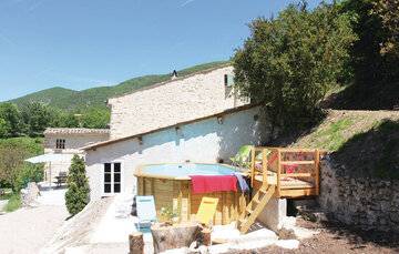 Location Maison à Montjoux 7 personnes, Drôme