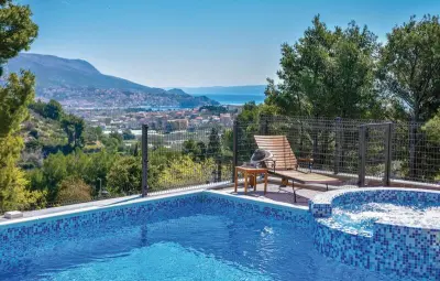 Location Maison à Split 9 personnes