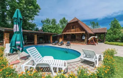 Location Maison à Lekenik 8 personnes