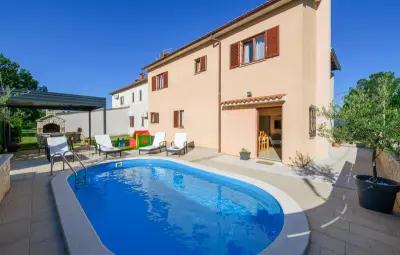 Location Maison à Dobrani 5 personnes