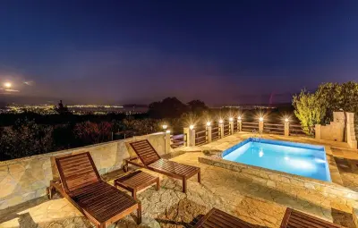 Location Maison à Kastel Novi 8 personnes