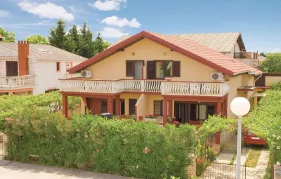 Location Maison à Privlaka 12 personnes