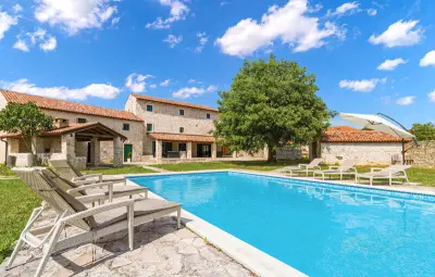 Location Maison à Bicici 10 personnes