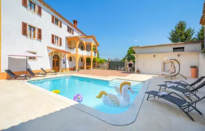 Location Maison à Motovun 8 personnes