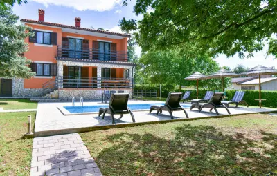 Location Maison à Labin 8 personnes