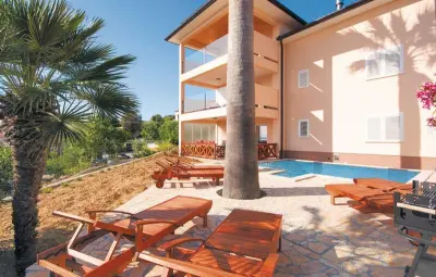 Location Maison à Supetarska Draga 8 personnes