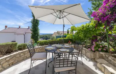 Location Maison à Mundanije 6 personnes