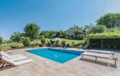 Location Maison à Lugnano in Teverina 9 personnes