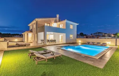 Location Maison à Galizana 10 personnes