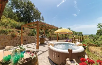 Location Maison à Castiglione della P. 3 personnes