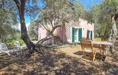 Location Maison à Le Grazie  SP  8 personnes