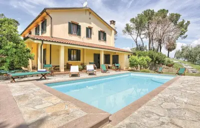 Location Maison à Cerreto Guidi FI 14 personnes