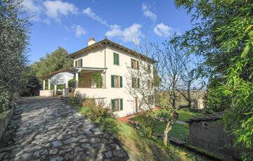Location Maison à Castelvecchio di Comp. 11 personnes, San Giuliano Terme