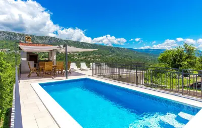 Location Maison à Bribir 8 personnes